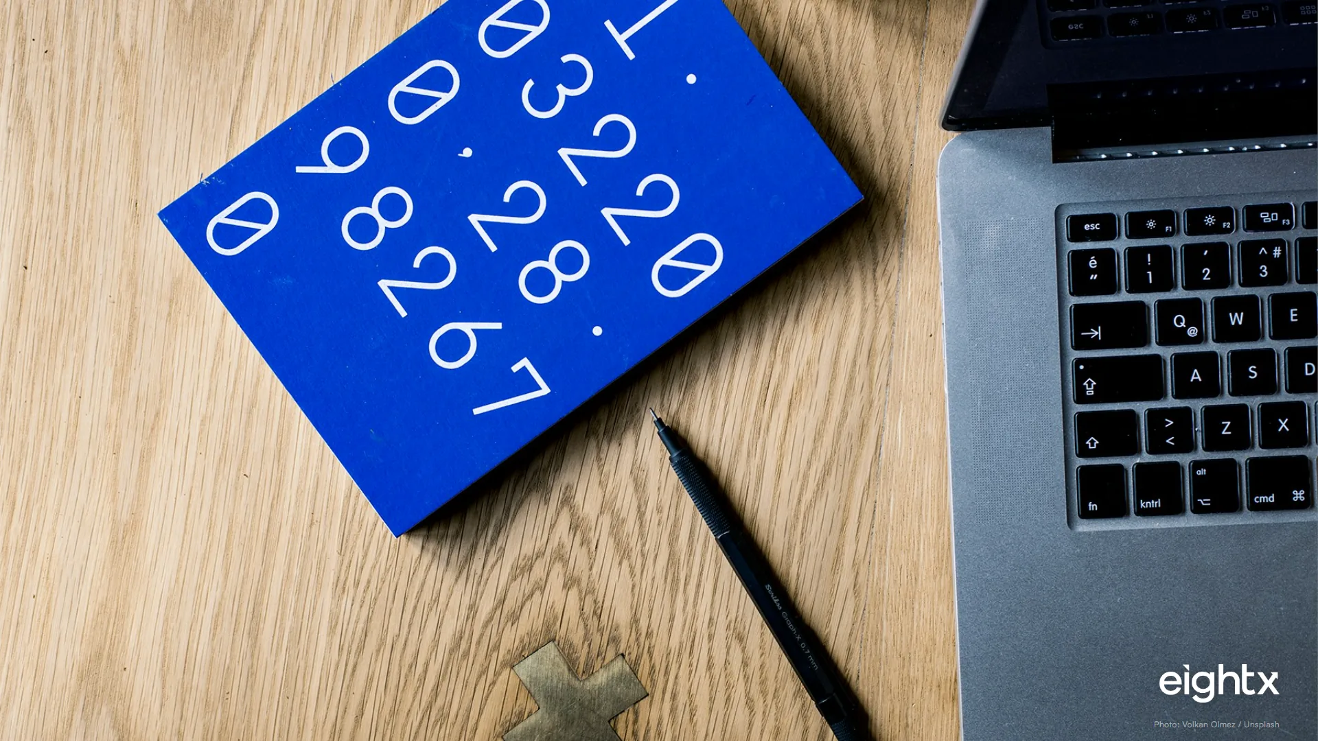 Finaloop vs Bench vs Pilot for ecommerce bookkeeping (2026): the ecom-native one wins, and Bench is a reliability risk