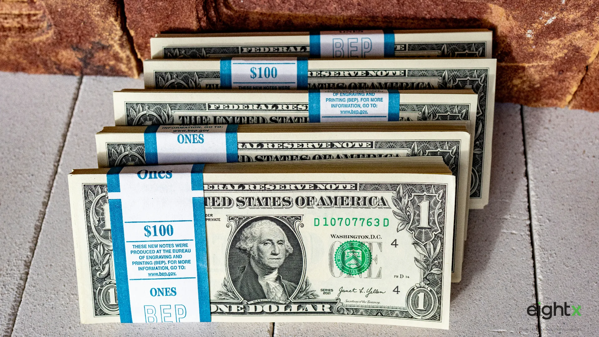 Minimum cash reserve before Q4: the September 1 floor