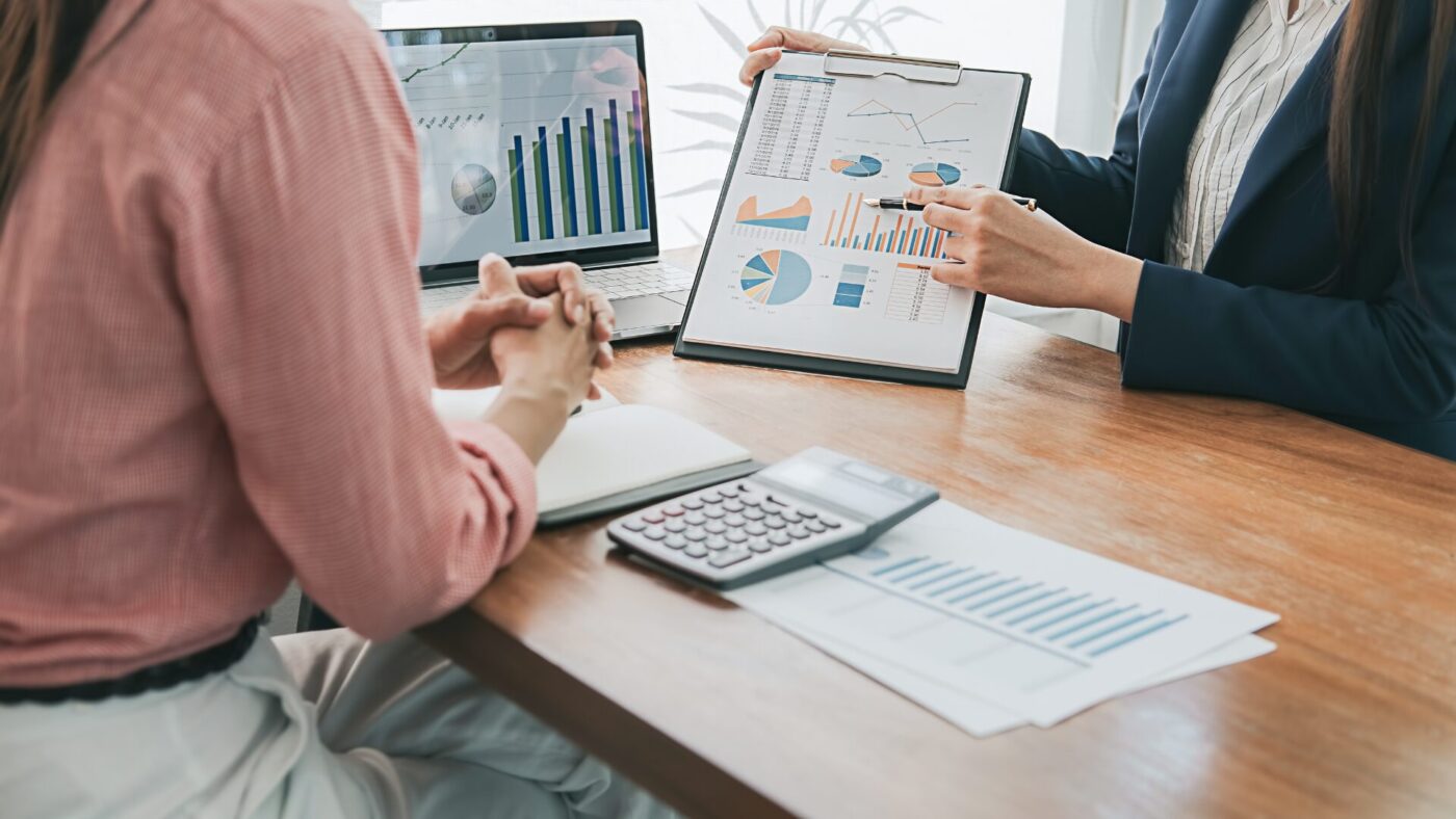 Fractional CFOs vs. Full-Time CFOs: Which Is Right for Your Modern Brand?